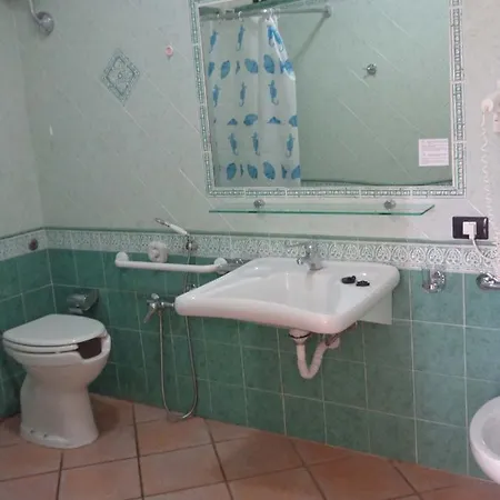 La Chimera Aparthotel